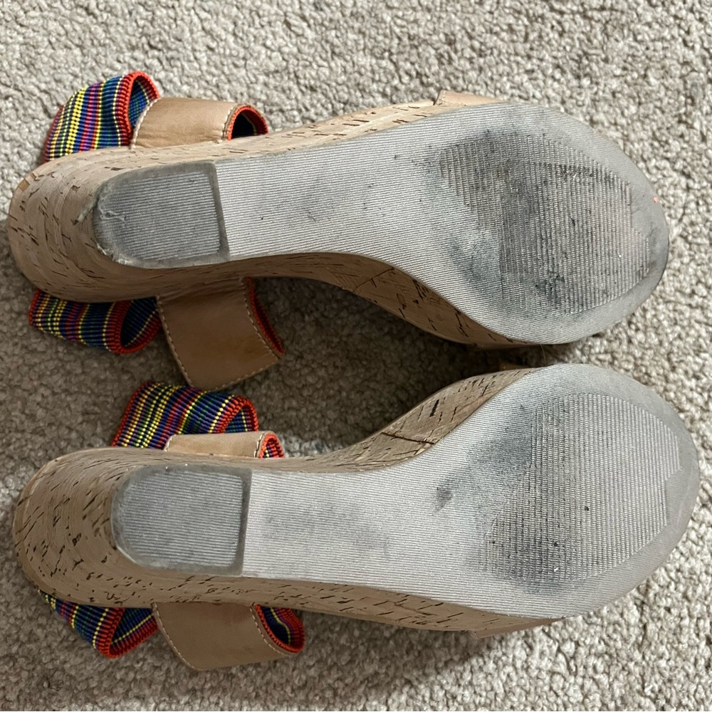 Nude Steve Madden wedge heels. 7 1/2 - Picture 5 of 5